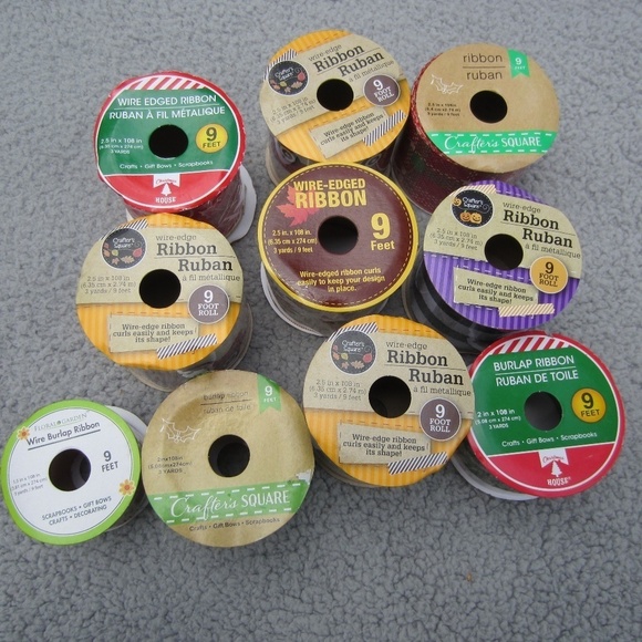 Christmas Ribbon Rolls Lot of 10 Crafts Holiday DIY Sewing Wrapping Gifts Bows N - Picture 3 of 15